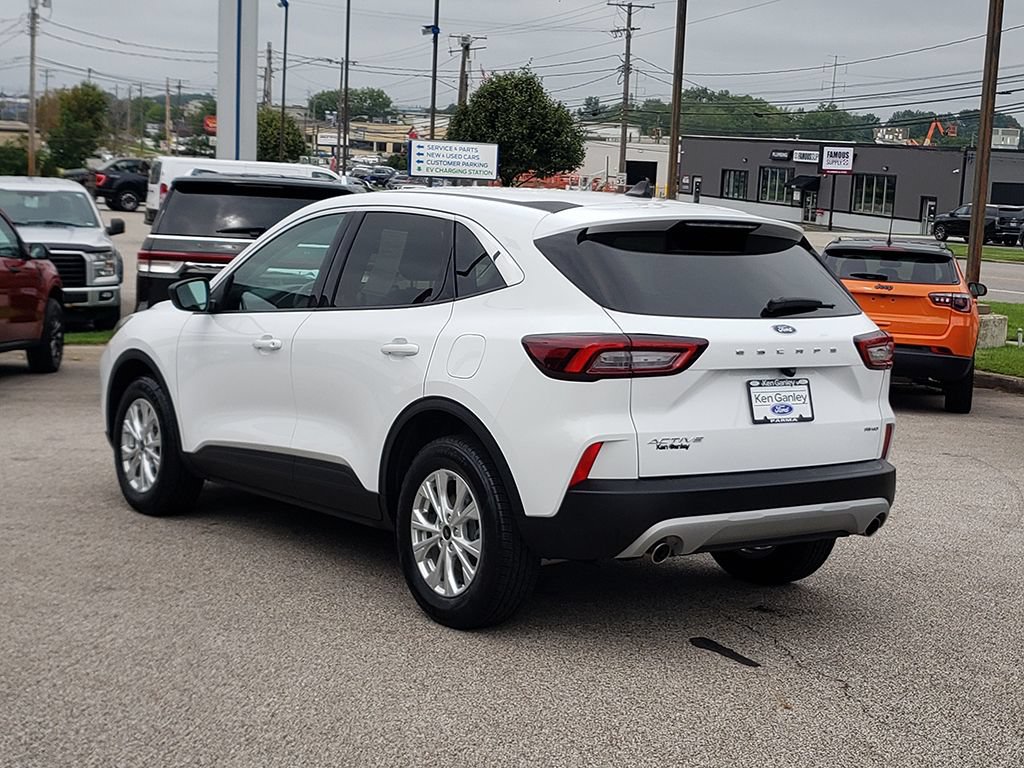 Certified 2023 Ford Escape Active AWD/4WD image 7