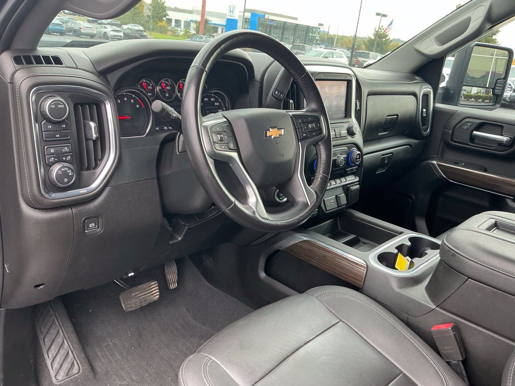 Used 2022 Chevrolet Silverado 2500 LT w/ Convenience Package AWD/4WD image 16