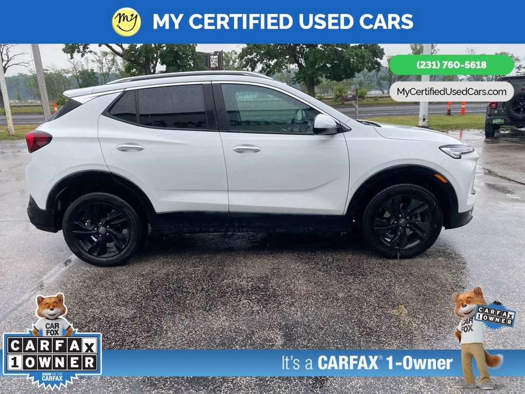 Used 2024 Buick Encore GX Sport Touring AWD/4WD image 4