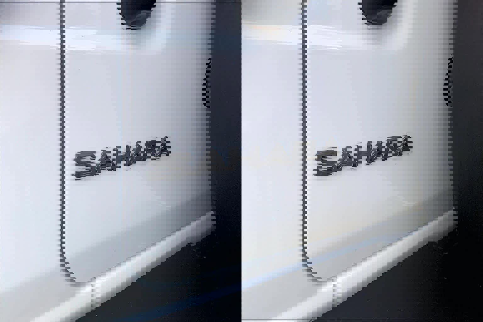 Used 2025 Jeep Wrangler Sahara w/ Safety Group image 9