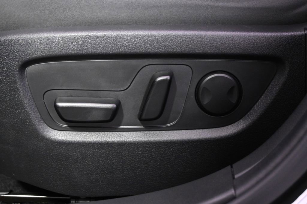 Used 2025 MAZDA CX-30 AWD 2.5 S w/ Preferred Package image 14