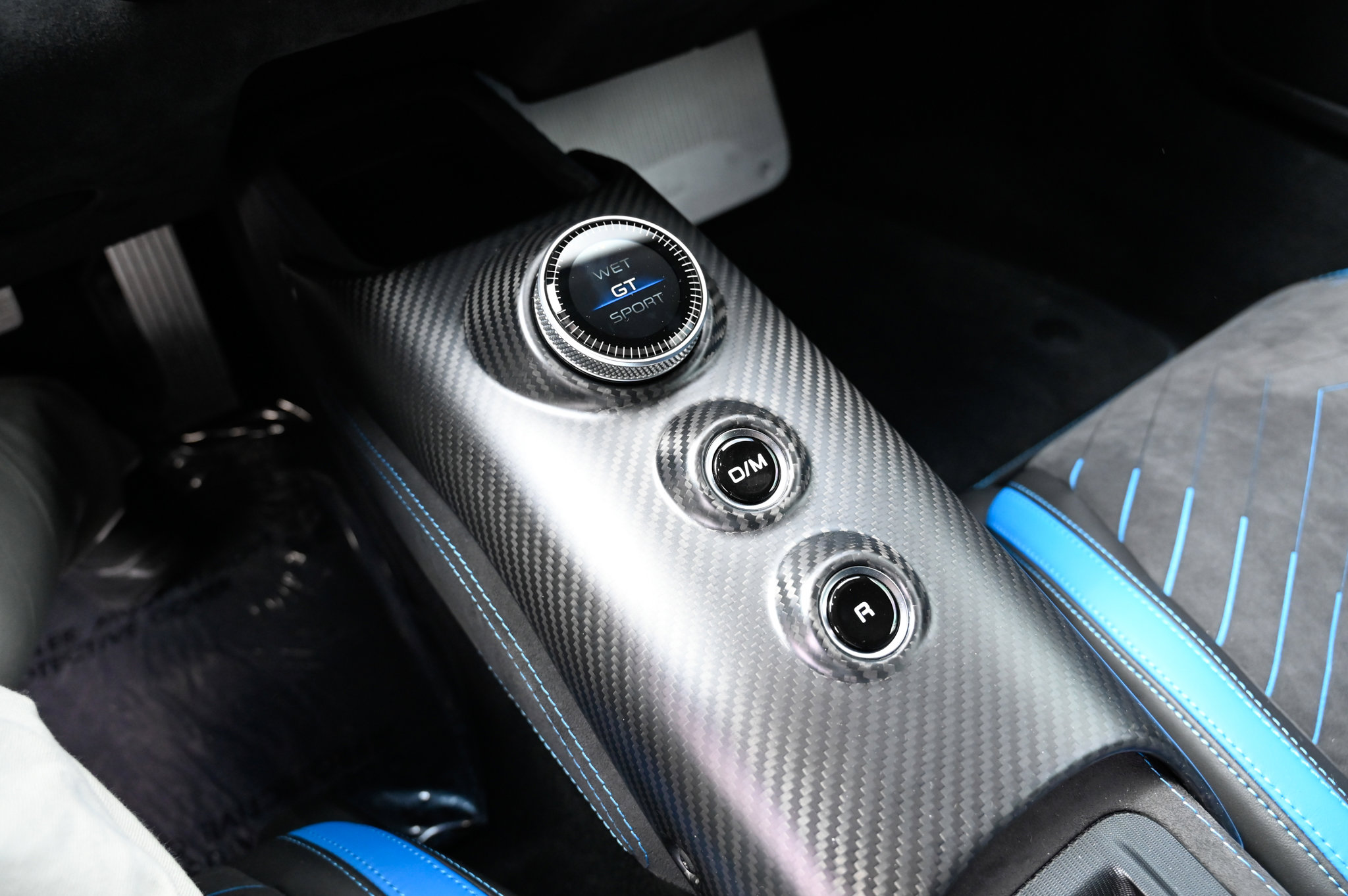 Used 2023 Maserati MC20 Coupe RWD image 35