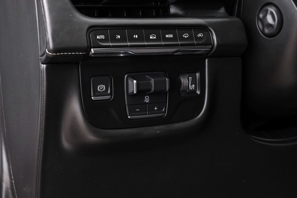 Used 2021 Cadillac Escalade Premium Luxury Platinum AWD/4WD image 29