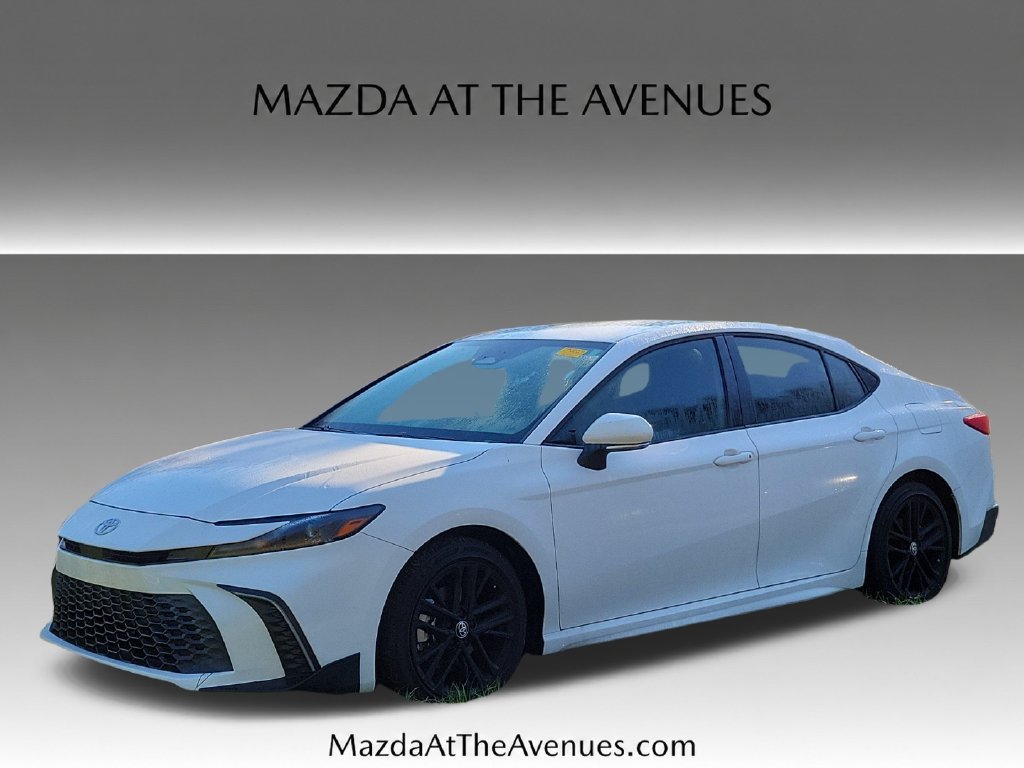 Used 2025 Toyota Camry SE w/ Convenience Package
