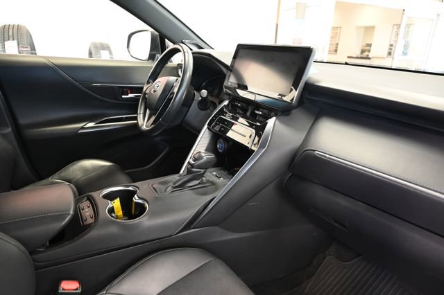 Used 2021 Toyota Venza XLE w/ Softex Package AWD/4WD image 15