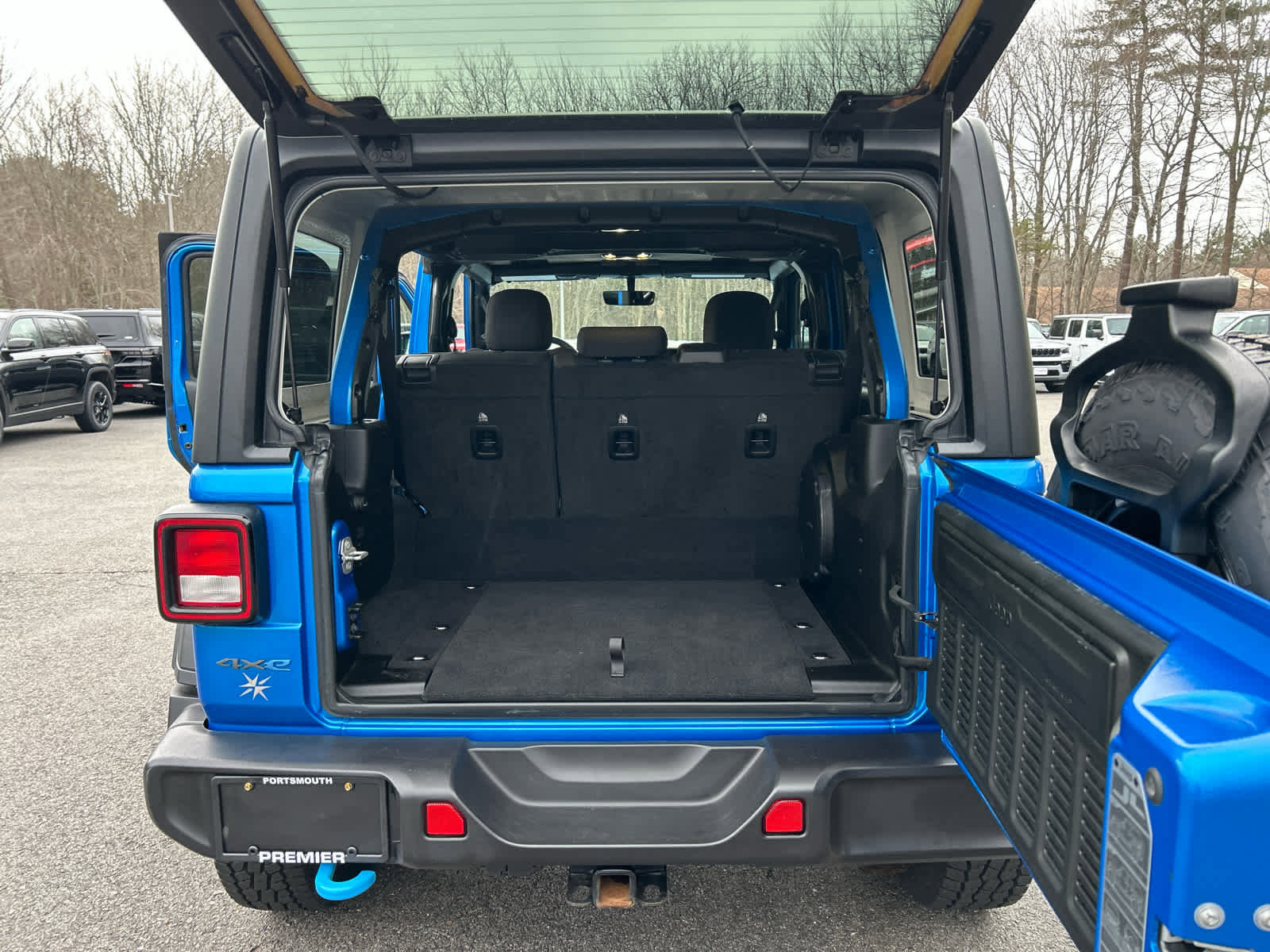 Certified 2023 Jeep Wrangler Unlimited w/ Cold Weather Group image 35