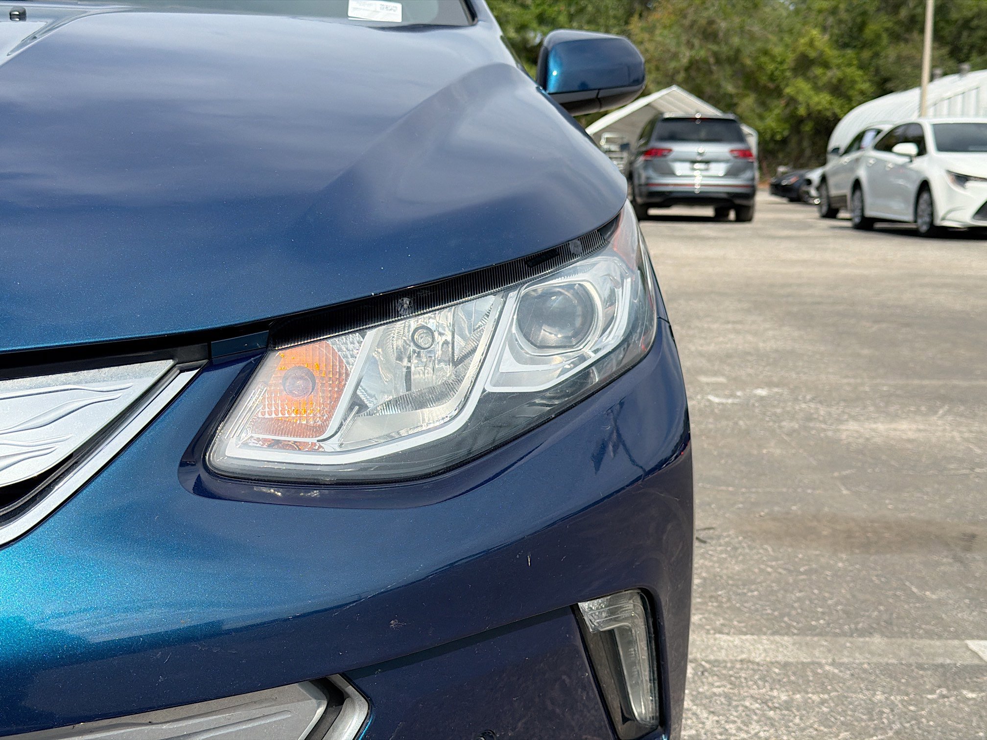 Used 2019 Chevrolet Volt Premier w/ Driver Confidence II Package FWD image 9