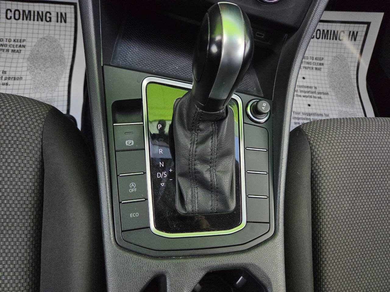 Used 2020 Volkswagen Jetta S image 29