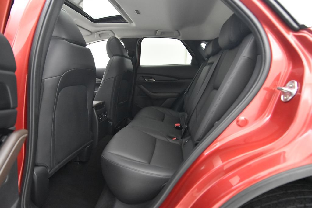 Used 2022 MAZDA CX-30 AWD 2.5 S w/ Premium Package image 26