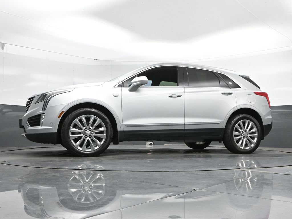 Used 2017 Cadillac XT5 Platinum w/ Driver Assist Package AWD/4WD image 45