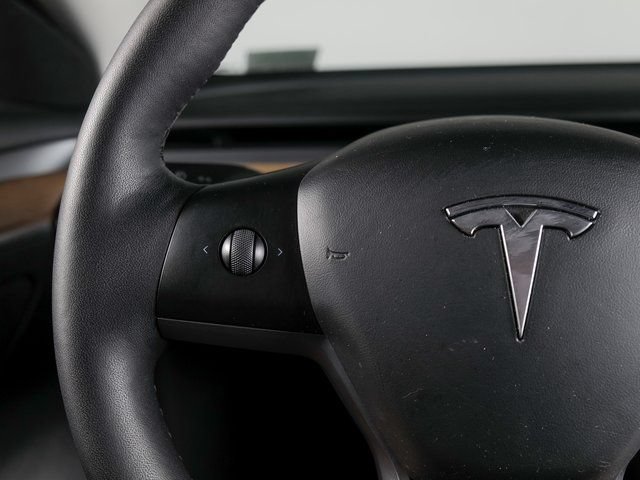 Used 2023 Tesla Model 3 Standard Range RWD image 17