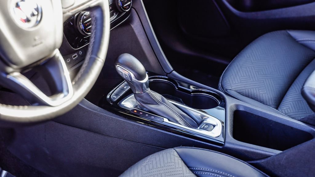 Used 2023 Buick Encore GX Essence w/ Experience Buick Package image 24