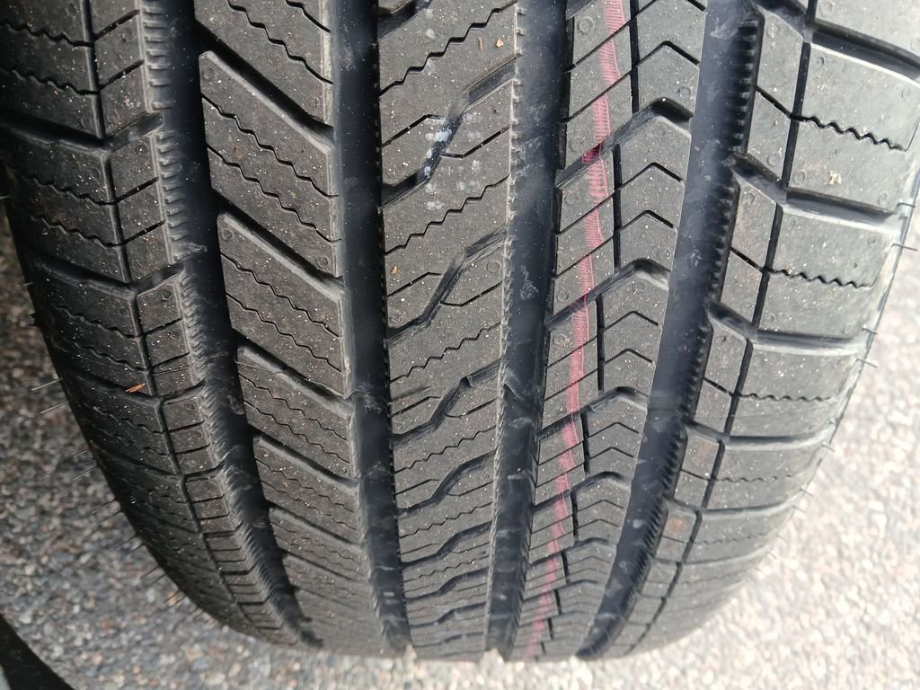 New 2026 Volkswagen Atlas SEL Premium R-Line image 28