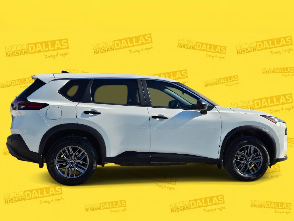 Used 2023 Nissan Rogue S FWD image 5