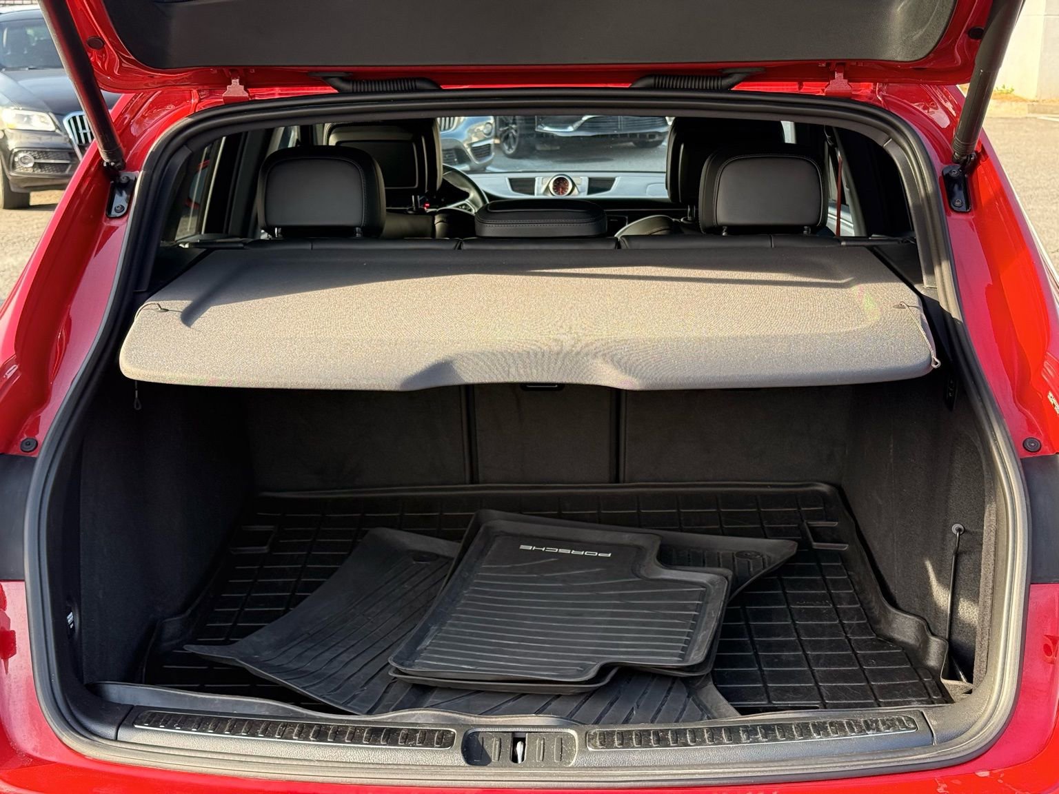 Used 2018 Porsche Macan GTS image 8