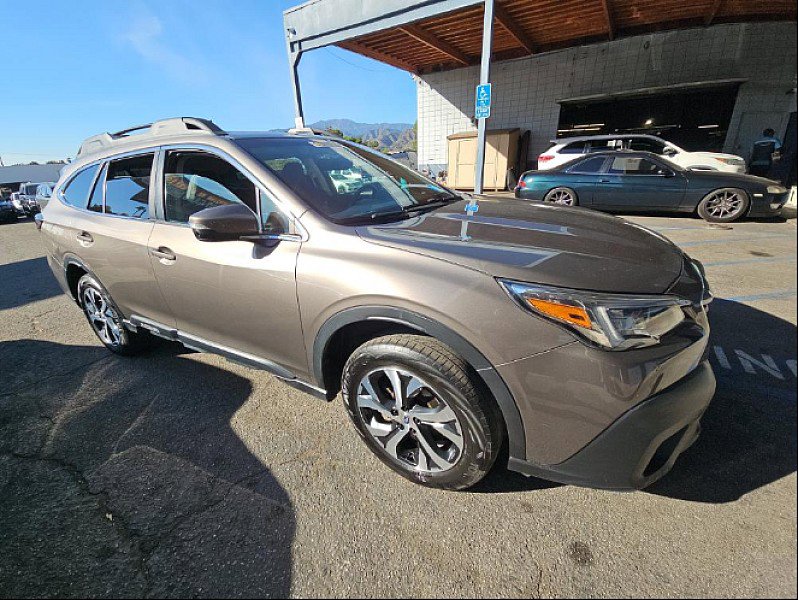 Used 2022 Subaru Outback Limited image 5