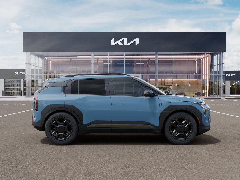 New 2027 Kia EV3 Land FWD image 7