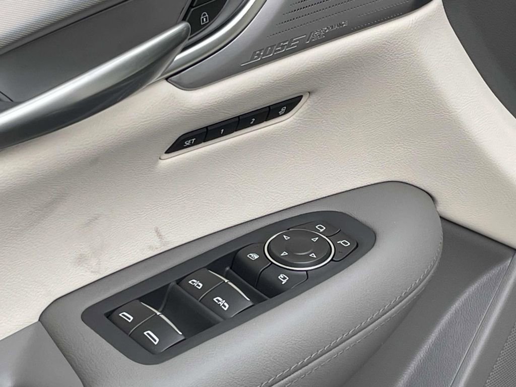 New 2025 Cadillac XT5 Premium Luxury w/ Technology Package image 16