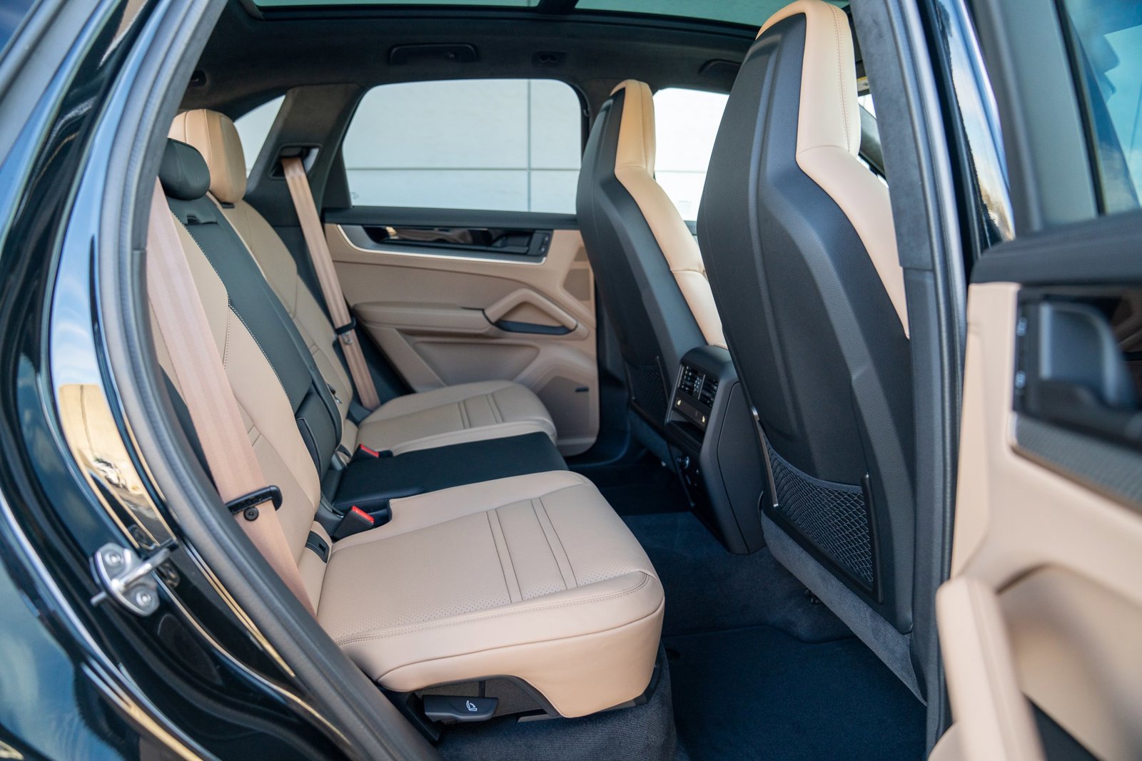 New 2026 Porsche Cayenne GTS image 26