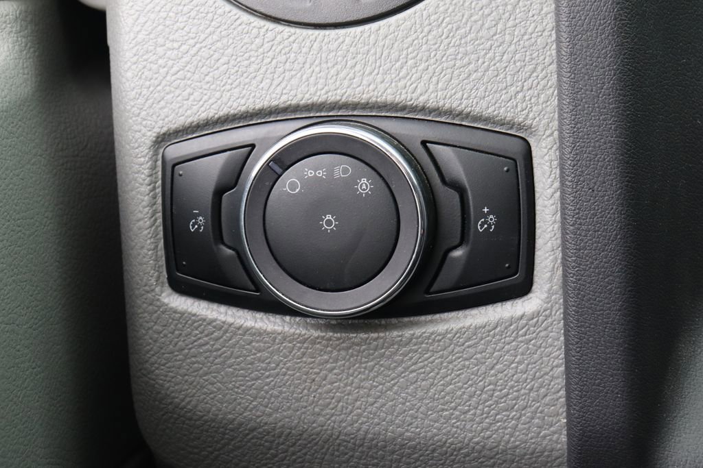 Used 2025 Ford E-450 and Econoline 450 Super Duty w/ Power Equipment Group image 24