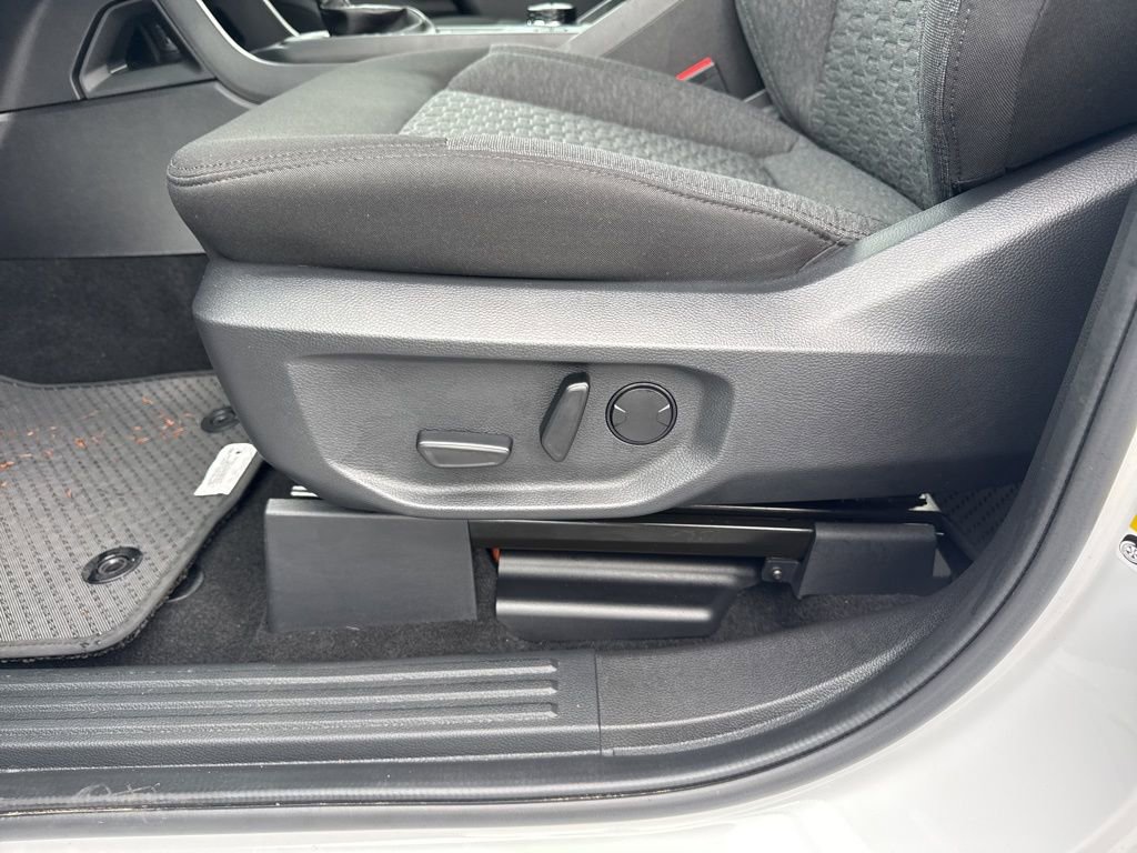 New 2025 Ford Ranger XLT w/ Equipment Group 301A High image 11