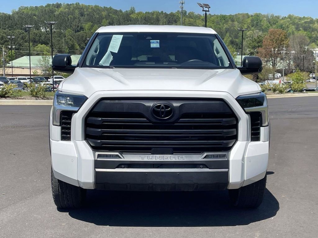 Used 2022 Toyota Tundra SR5 w/ SR5 Convenience Package image 8