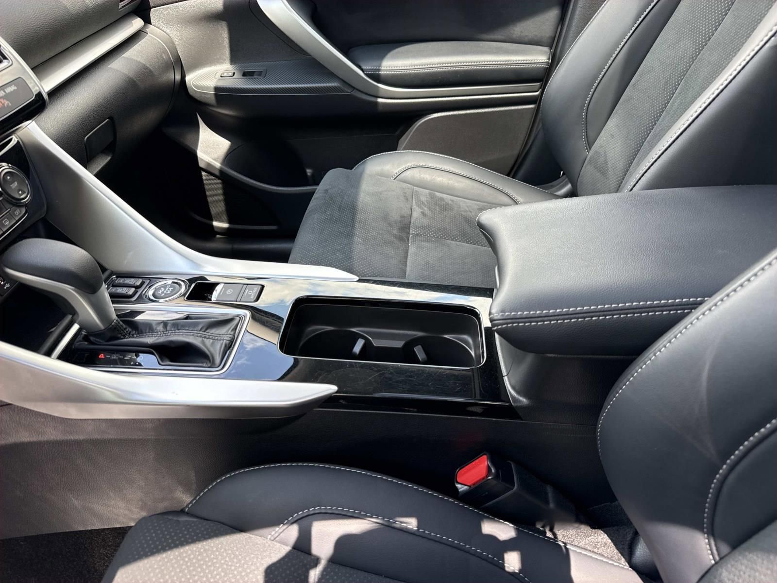 Used 2024 Mitsubishi Eclipse Cross SE AWD/4WD image 21