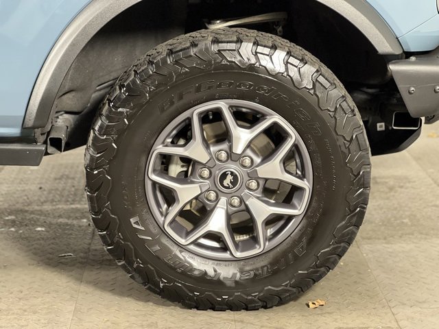 Used 2023 Ford Bronco Badlands image 9