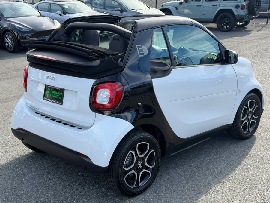 Used 2018 smart fortwo electric drive RWD image 5