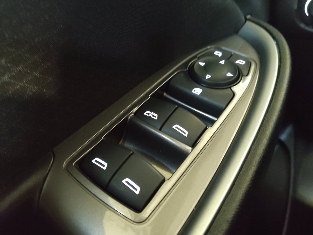 Used 2024 Chevrolet Malibu LT image 27