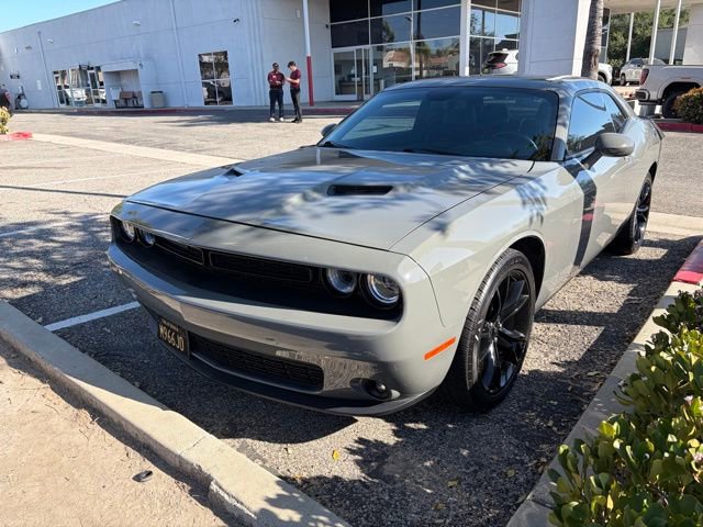 Used 2018 Dodge Challenger SXT Plus image 2