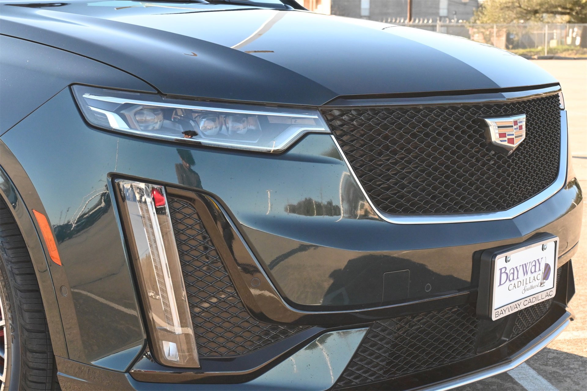 Certified 2024 Cadillac XT6 Sport w/ Platinum Package image 29