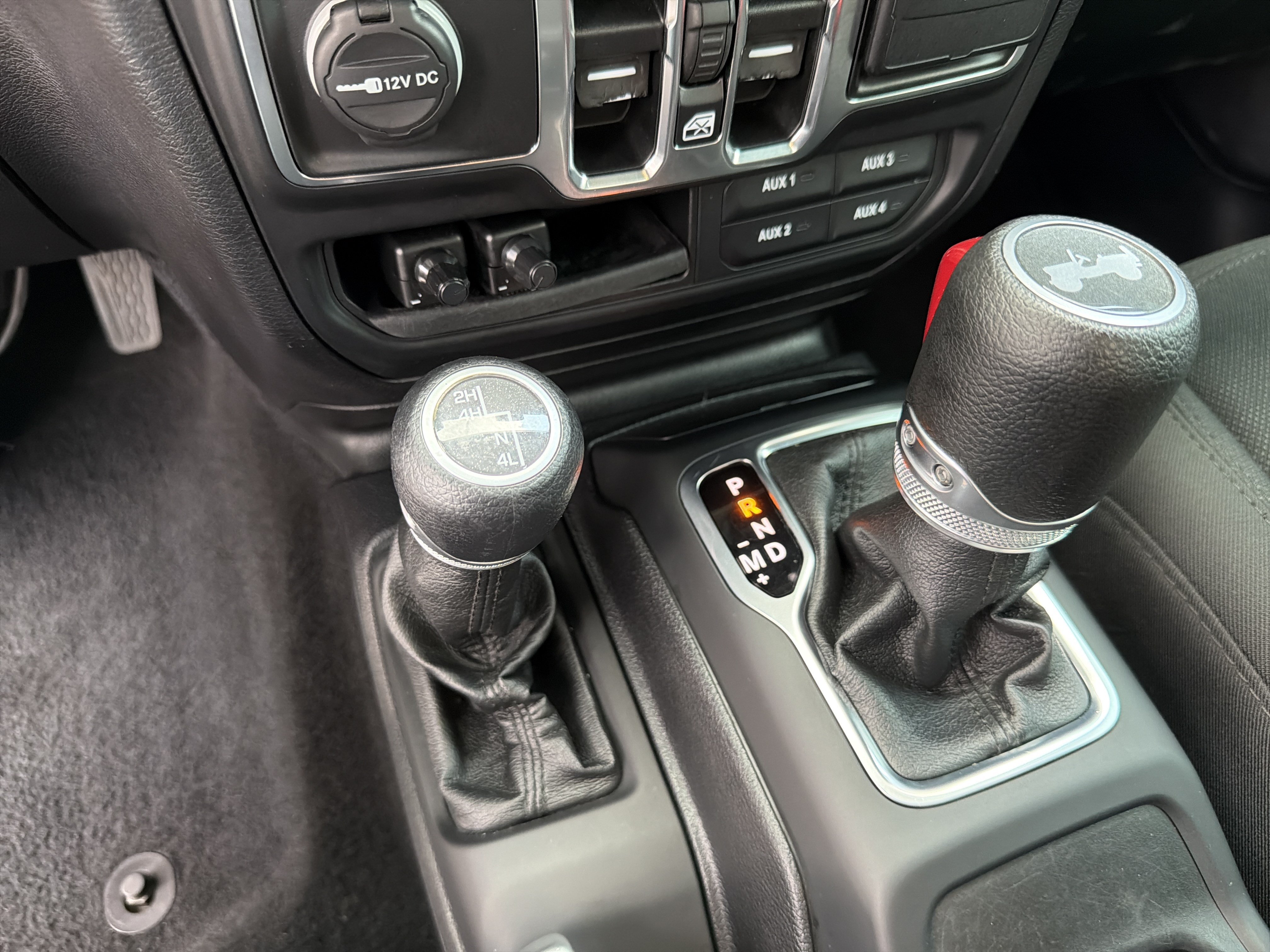 Used 2020 Jeep Wrangler Unlimited Sport AWD/4WD image 34