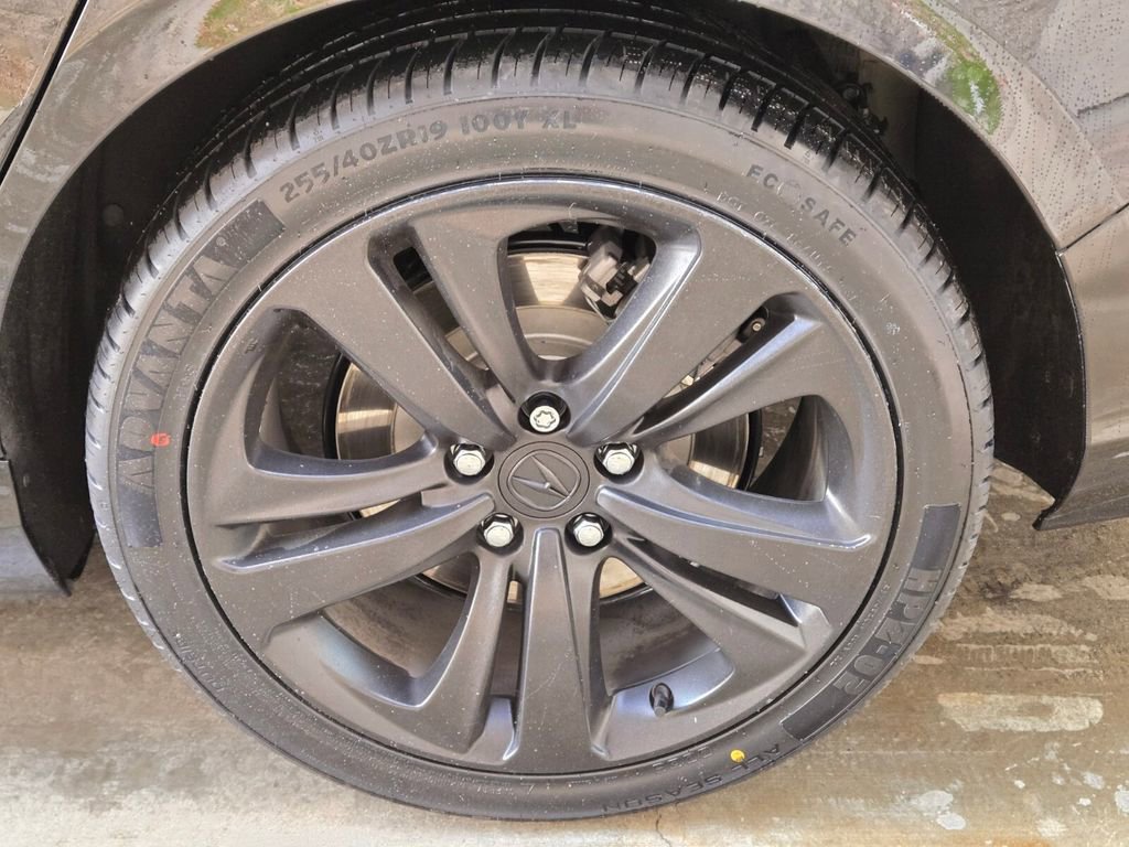 Certified 2023 Acura TLX w/ Technology Package image 10