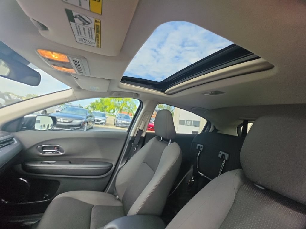 Used 2022 Honda HR-V EX image 14