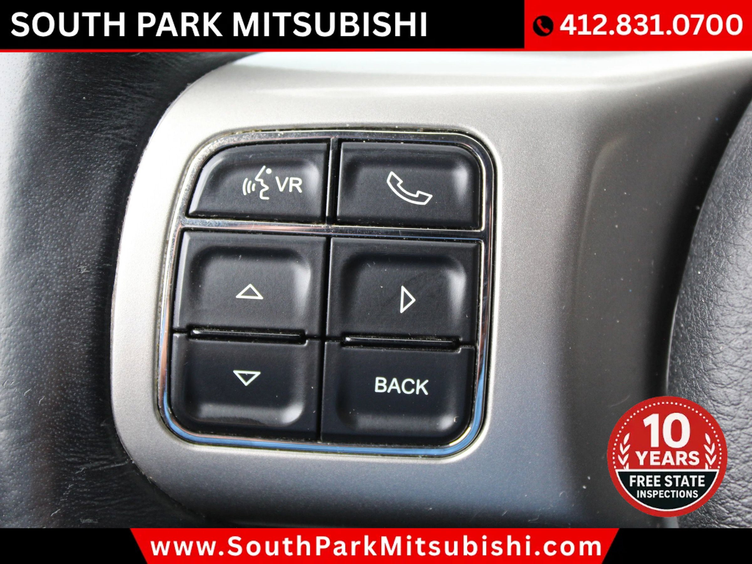 Used 2012 Jeep Grand Cherokee Laredo AWD/4WD image 24