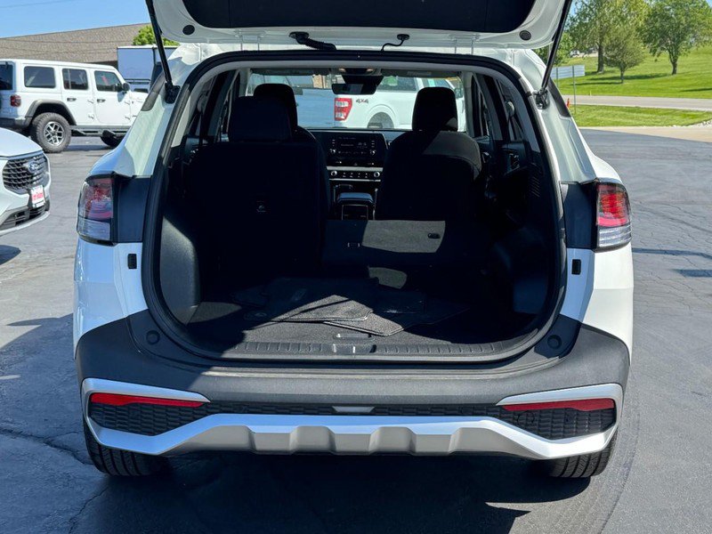 Used 2023 Kia Sportage LX AWD/4WD image 5