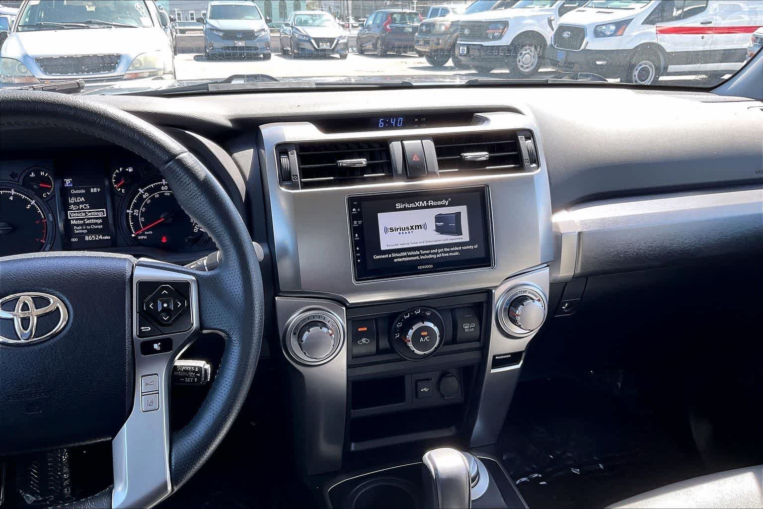 Used 2021 Toyota 4Runner SR5 Premium w/ Moonroof Package AWD/4WD image 15