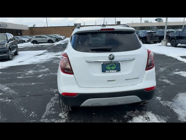Used 2020 Buick Encore Preferred image 7
