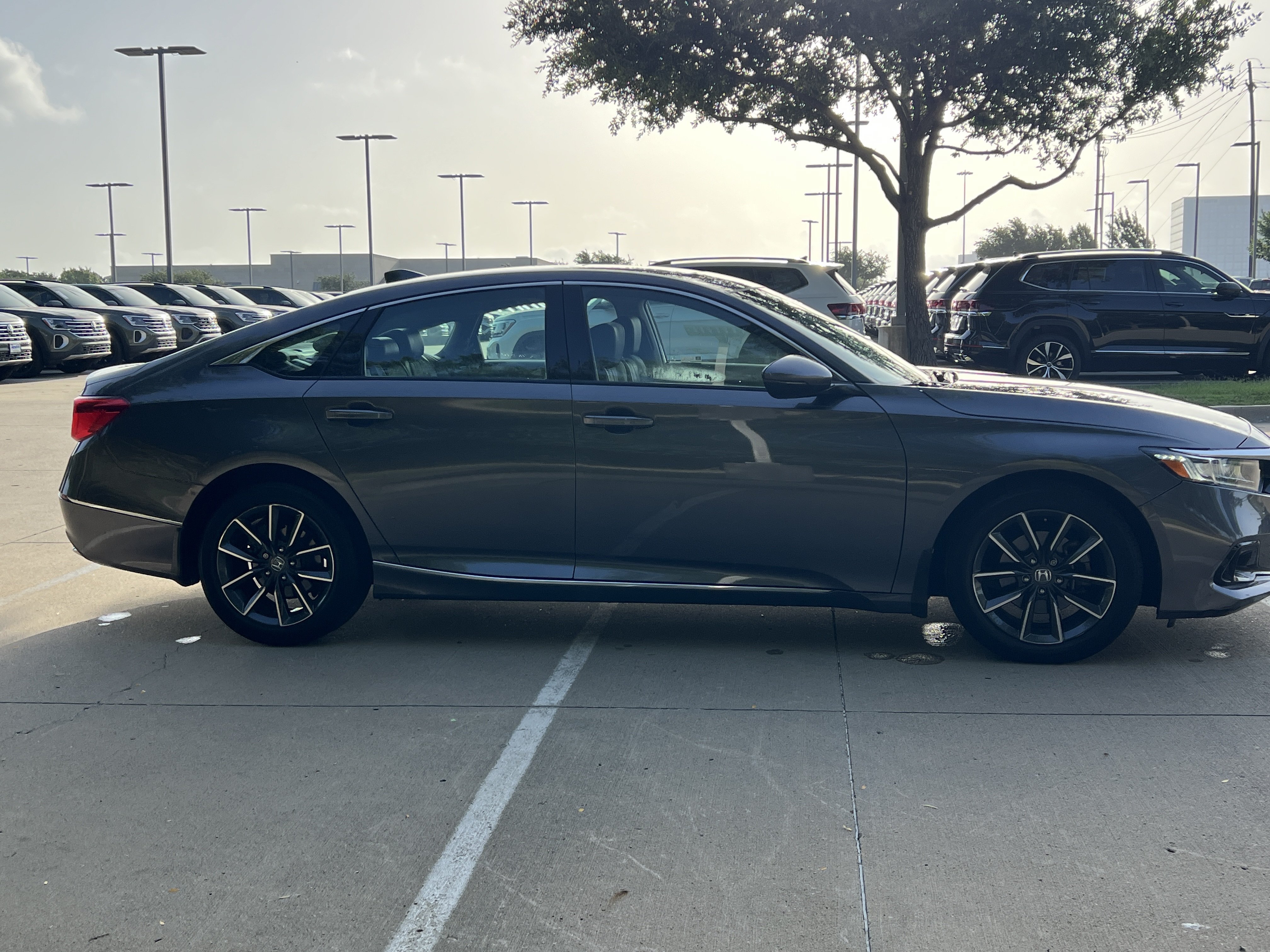 Used 2021 Honda Accord EX-L image 11