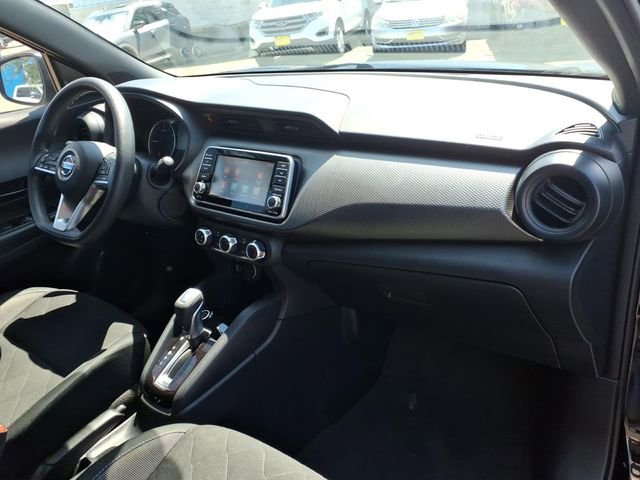 Used 2020 Nissan Kicks S FWD image 16