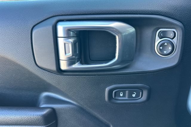 Used 2023 Jeep Wrangler Unlimited w/ 8.4" Radio Group AWD/4WD image 11