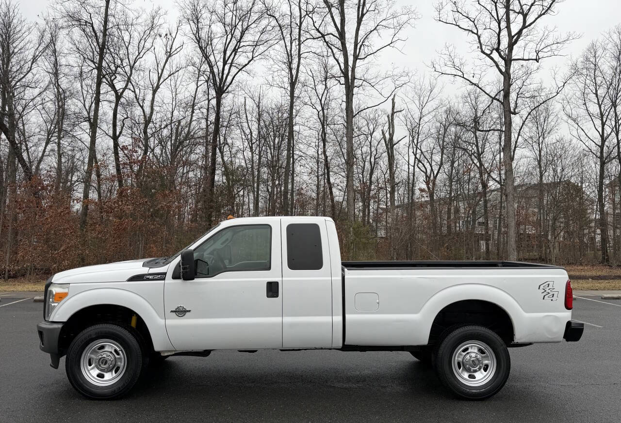 Used 2012 Ford F350 XL w/ Skid Plate Pkg image 2