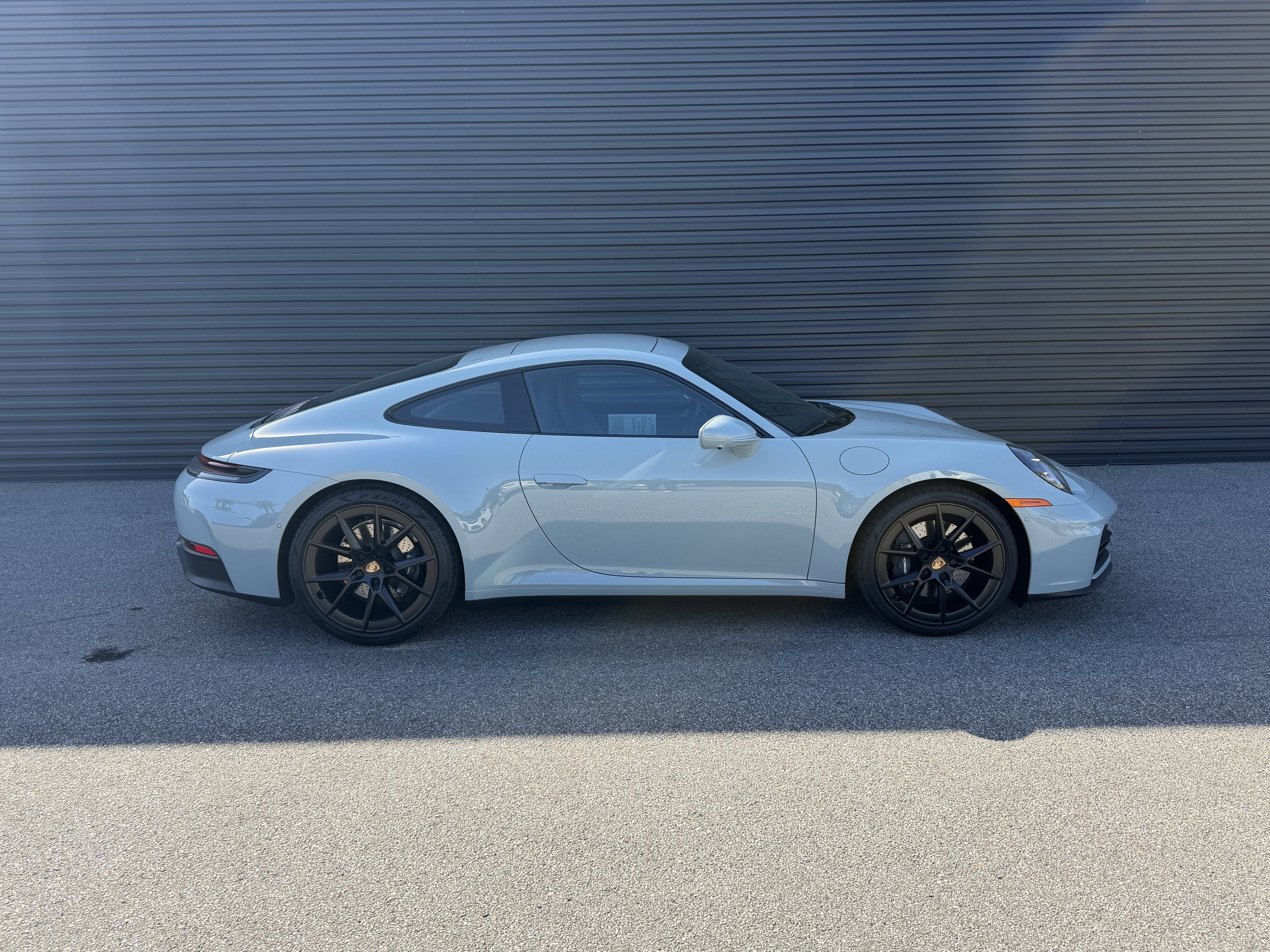 Certified 2025 Porsche 911 Carrera image 8