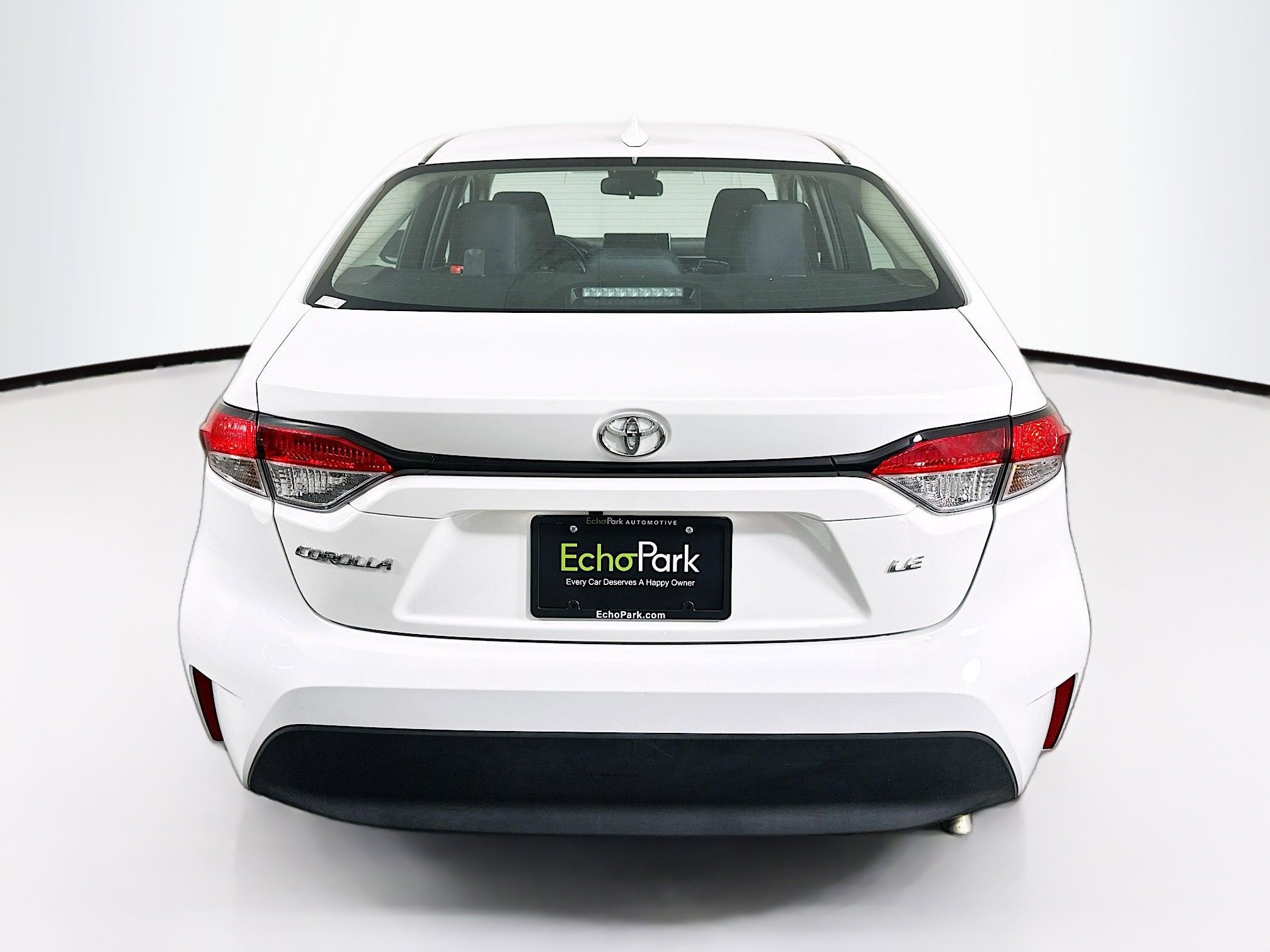 Used 2025 Toyota Corolla LE image 7