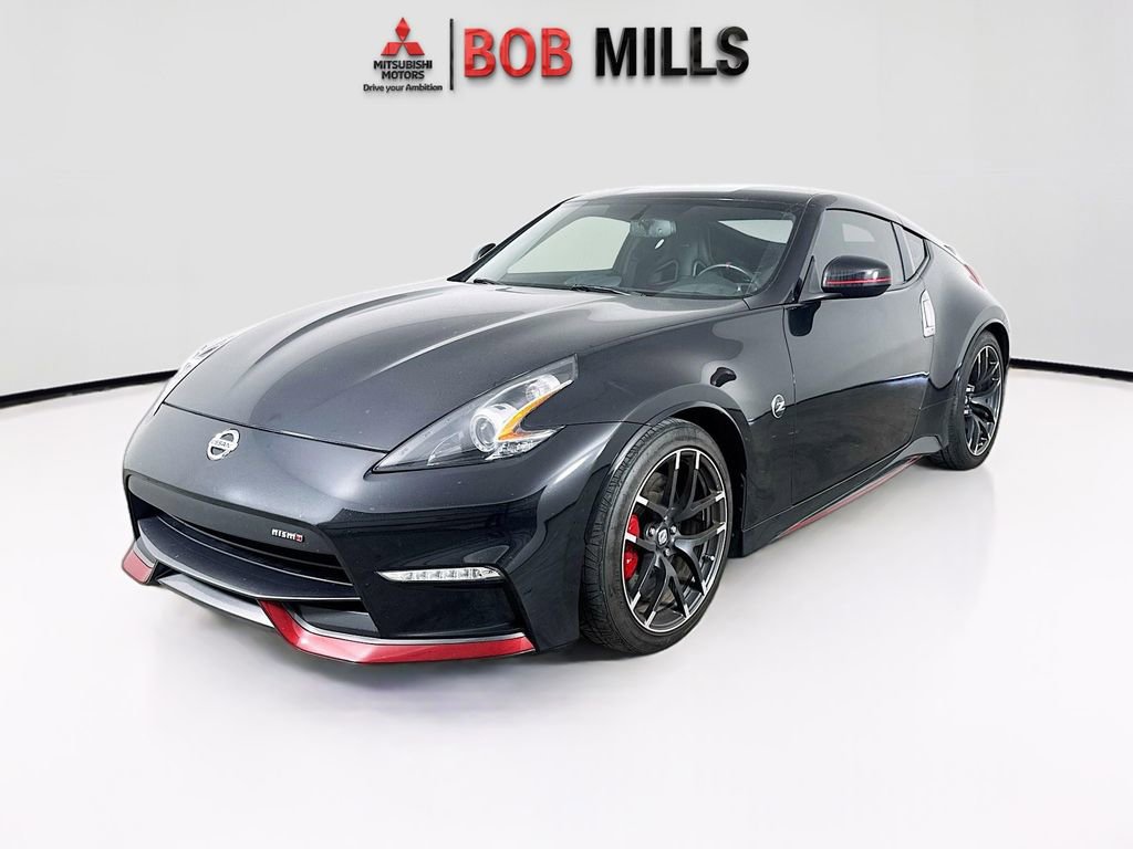 Used 2015 Nissan 370Z NISMO image 3