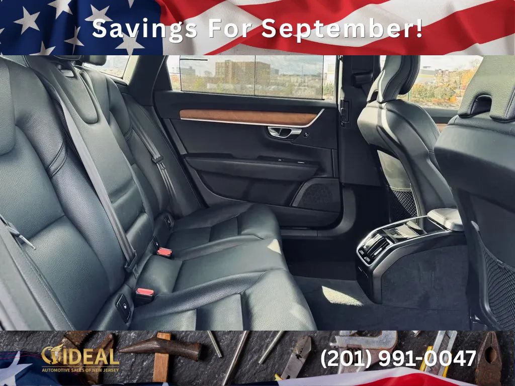 Used 2023 Volvo S90 B6 Plus AWD/4WD image 22