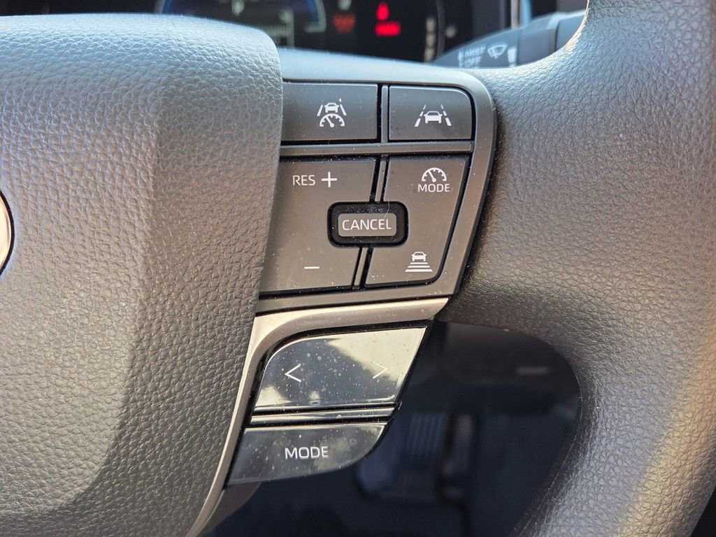 Used 2025 Toyota Camry LE FWD image 26