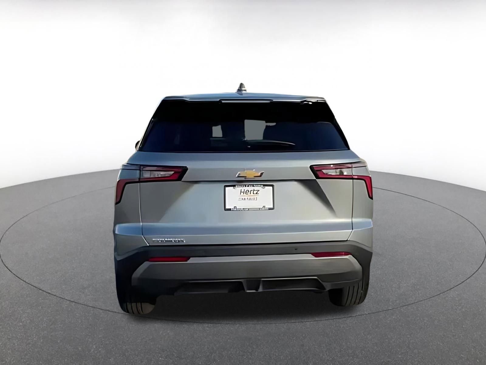 Used 2025 Chevrolet Equinox LT image 9