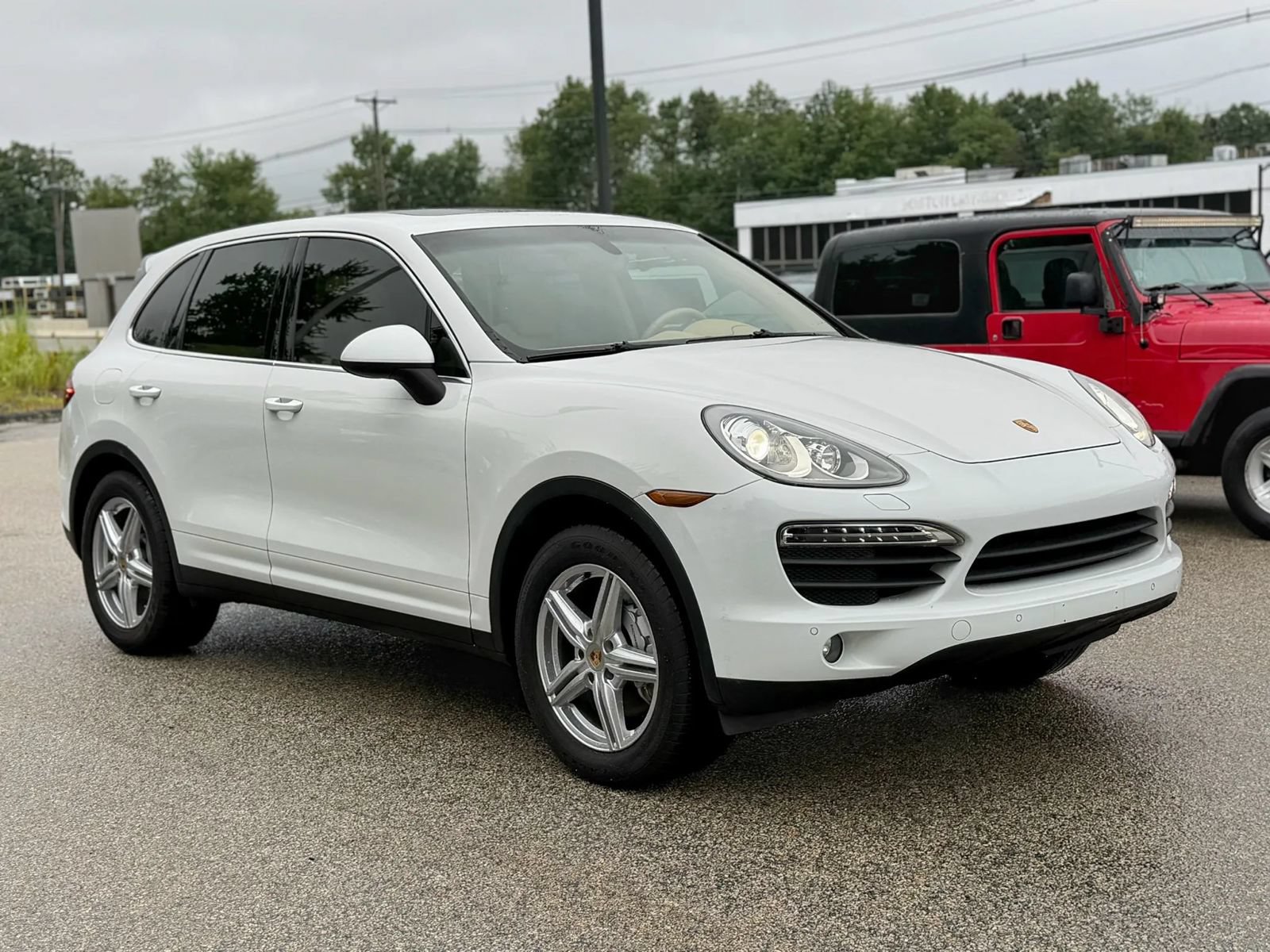Used 2014 Porsche Cayenne S AWD/4WD image 6